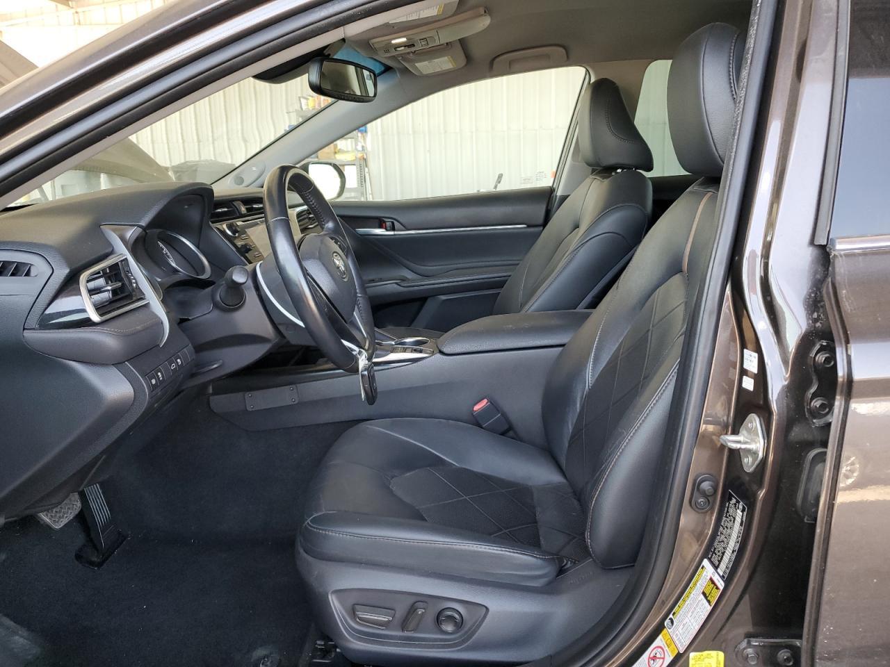 2018 TOYOTA CAMRY L - Фото 7