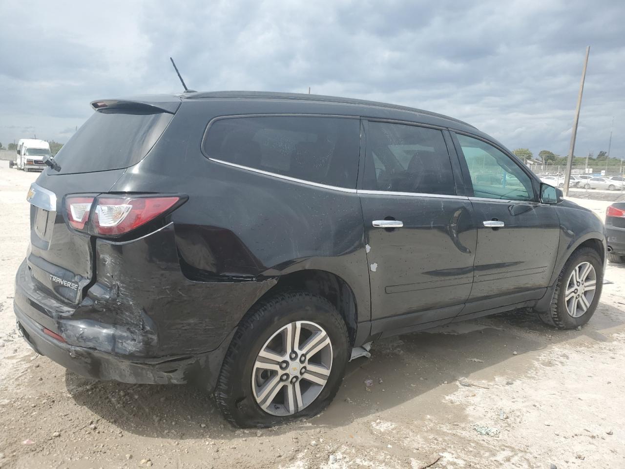 2015 CHEVROLET TRAVERSE L - Фото 3