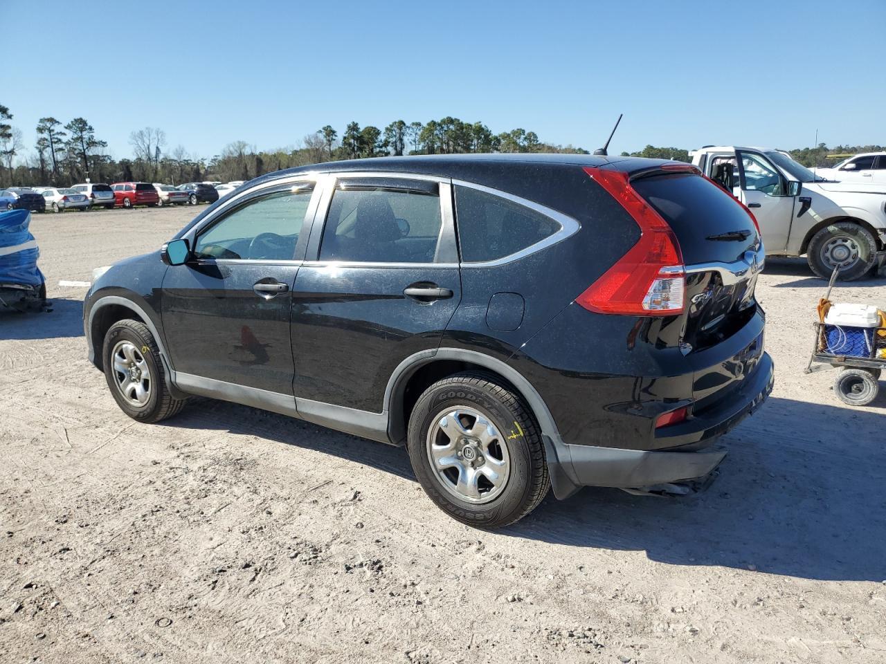 2015 HONDA CR-V LX - Фото 2