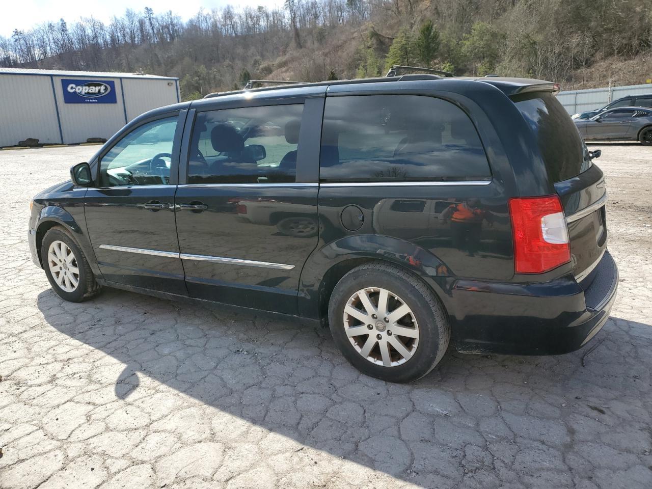 2014 CHRYSLER TOWN & COU - Фото 2