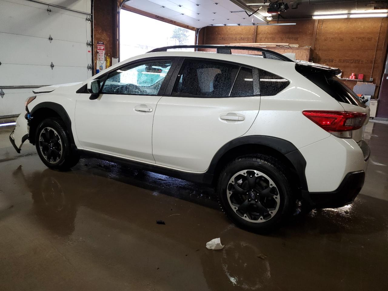 2021 SUBARU CROSSTREK - Фото 2