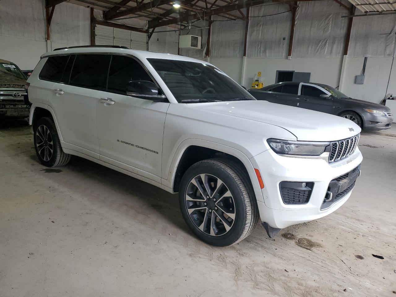 2024 JEEP GRAND CHER - Image 4