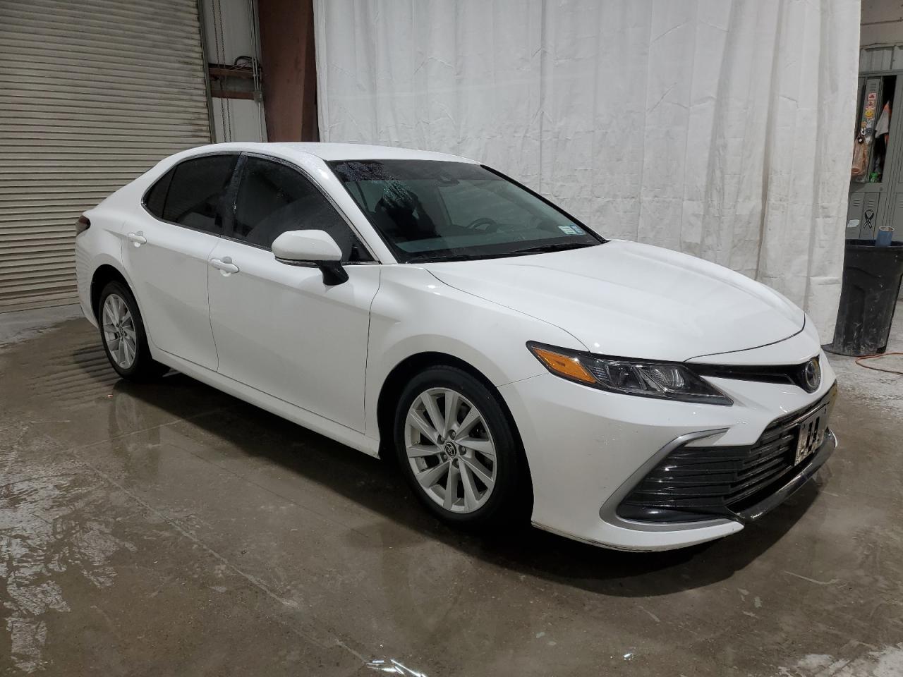 2023 TOYOTA CAMRY LE - Image 4