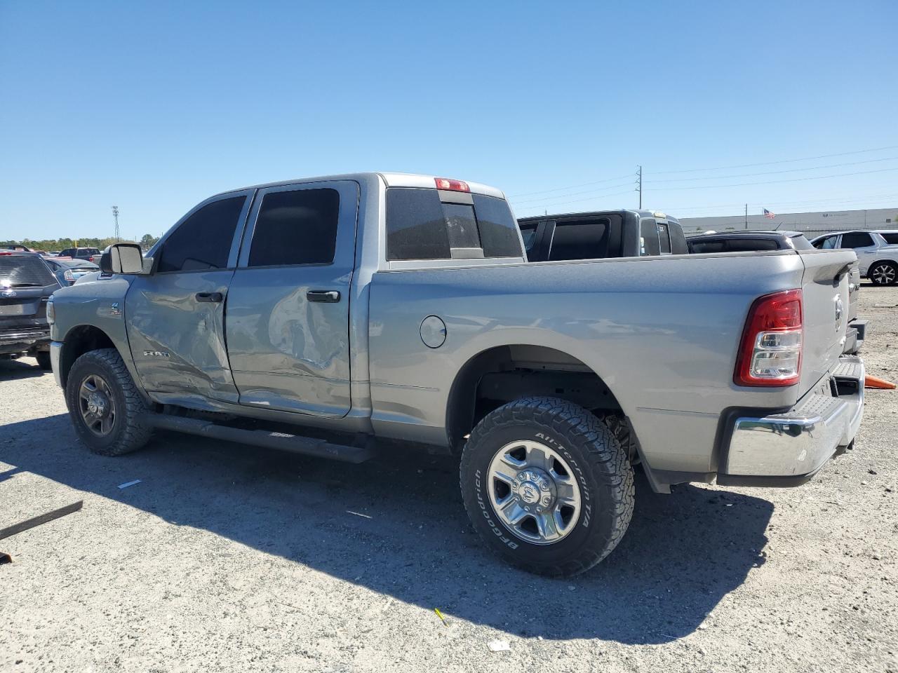2022 RAM 2500 TRADE - Image 2