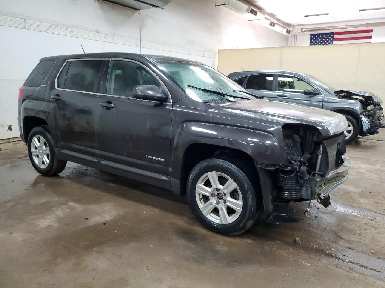 2014 GMC TERRAIN SL - Image 4