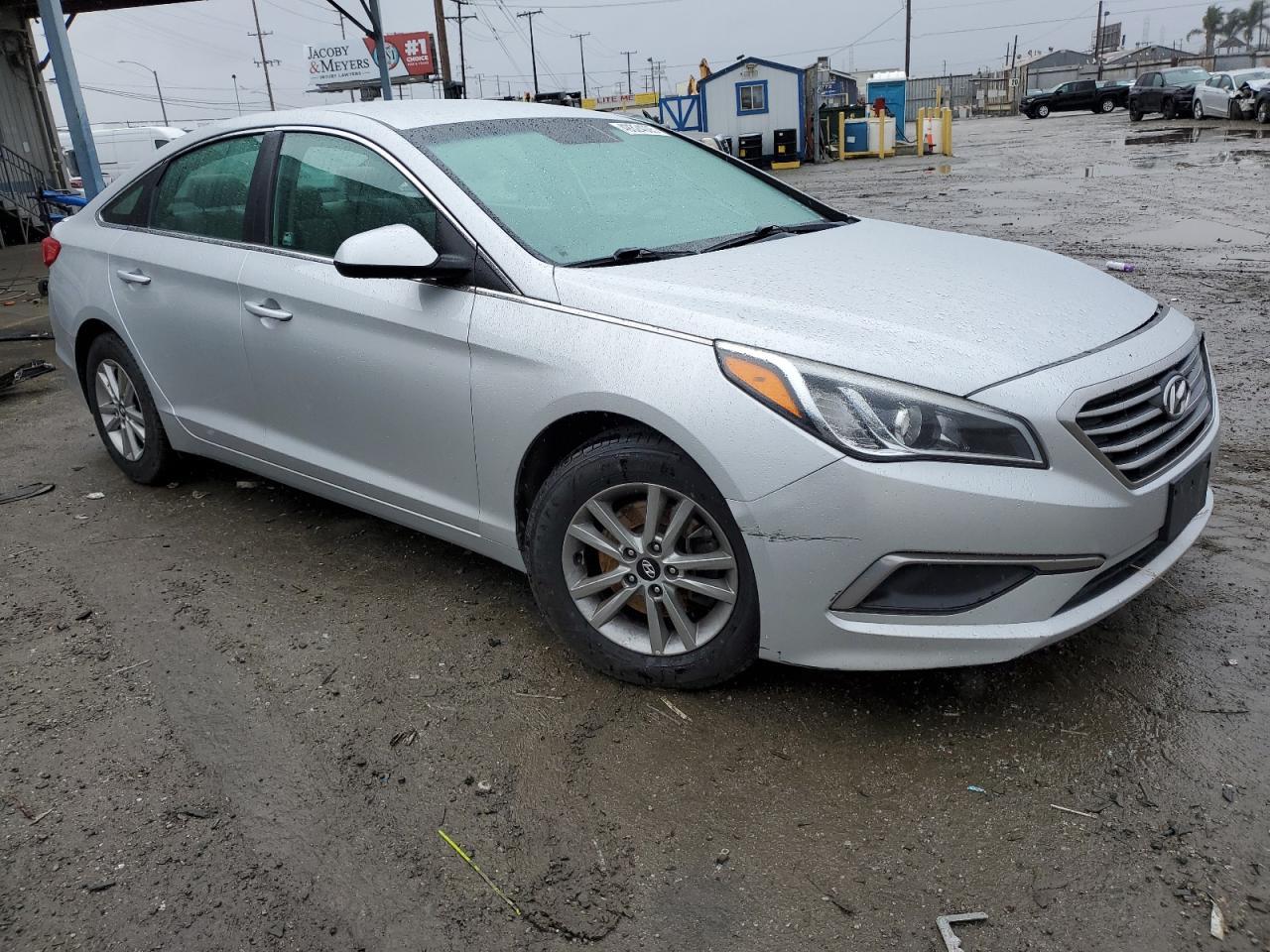 2017 HYUNDAI SONATA SE - Image 4