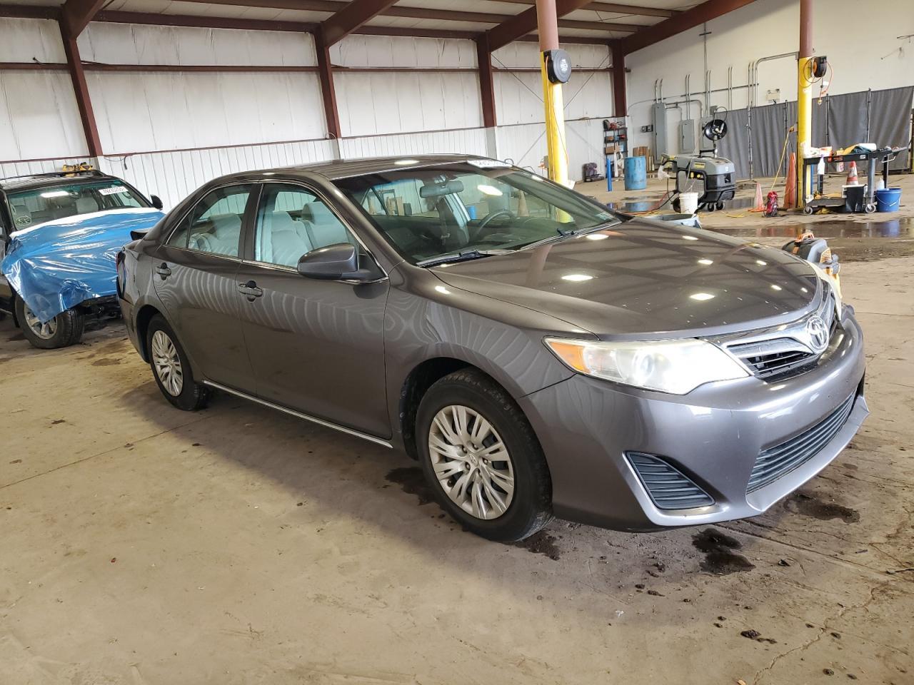 2014 TOYOTA CAMRY L - Image 4