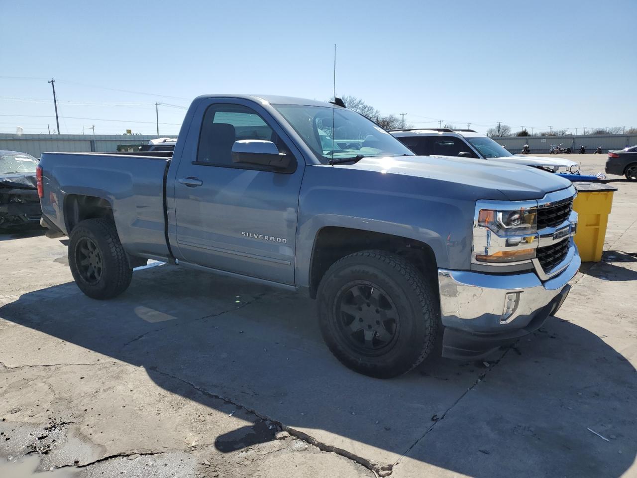 2016 CHEVROLET SILVERADO - Image 4