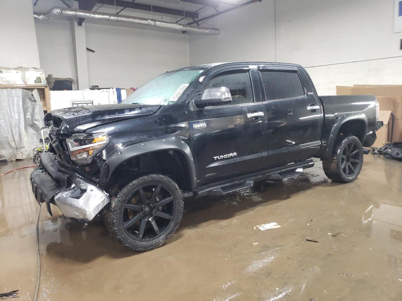 2015 TOYOTA TUNDRA CRE