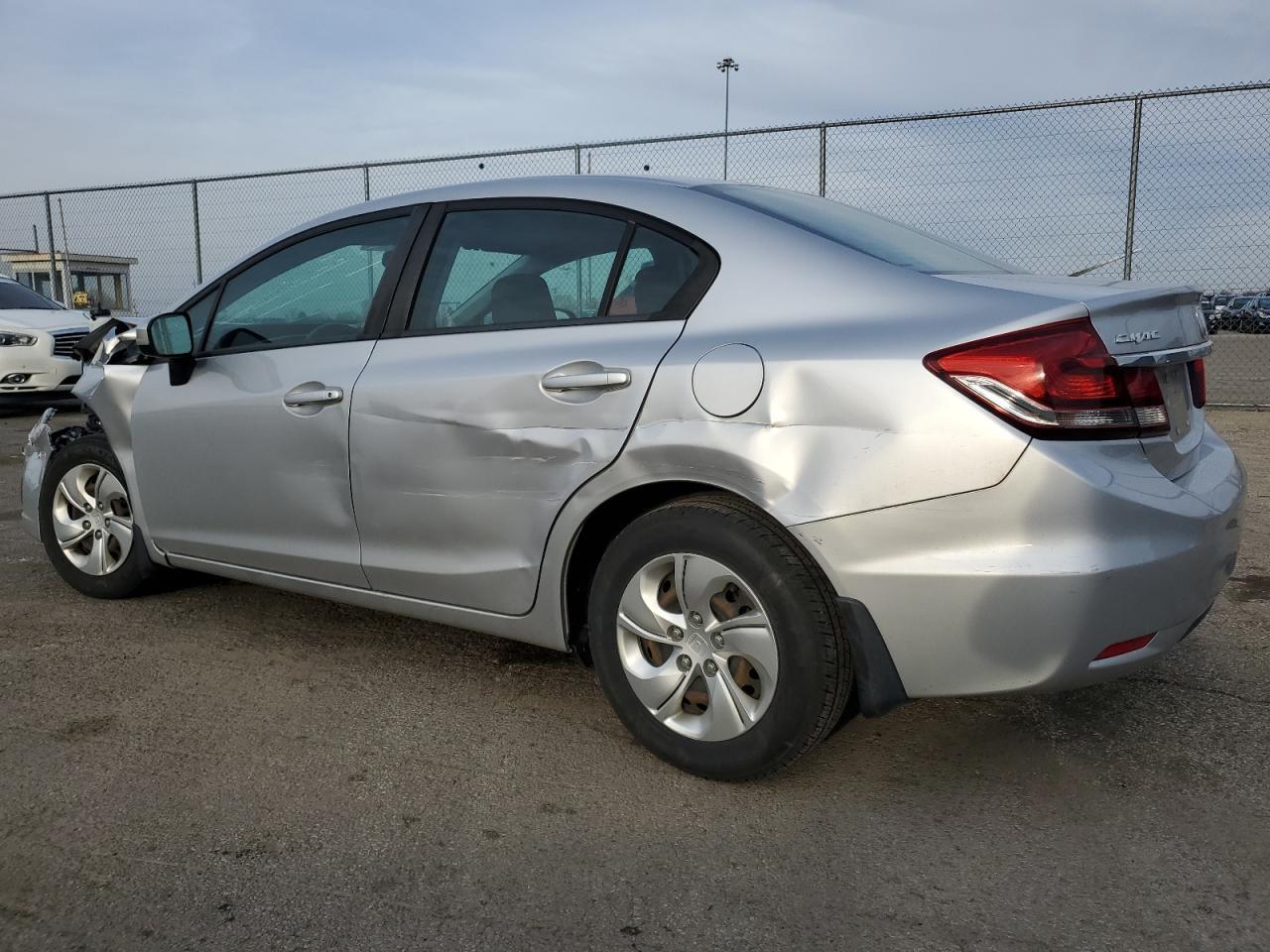 2015 HONDA CIVIC LX - Image 2