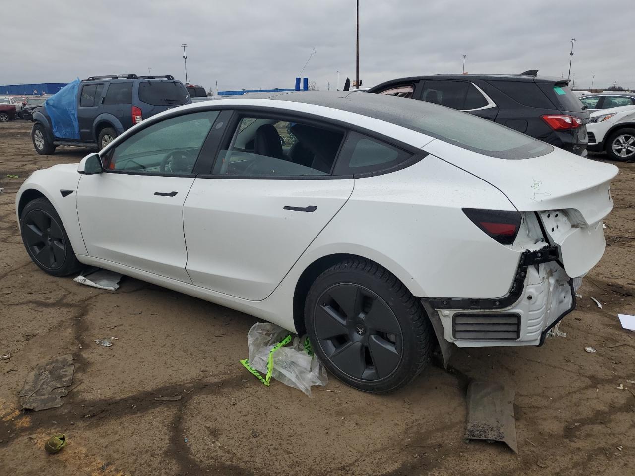 2021 TESLA MODEL 3 - Фото 2