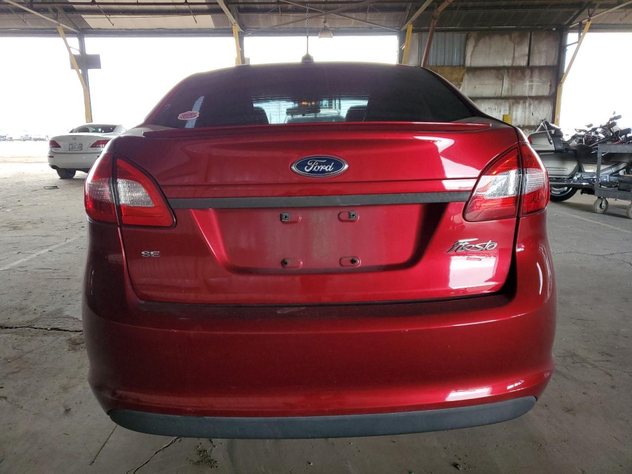 2013 FORD FIESTA SE - Image 6