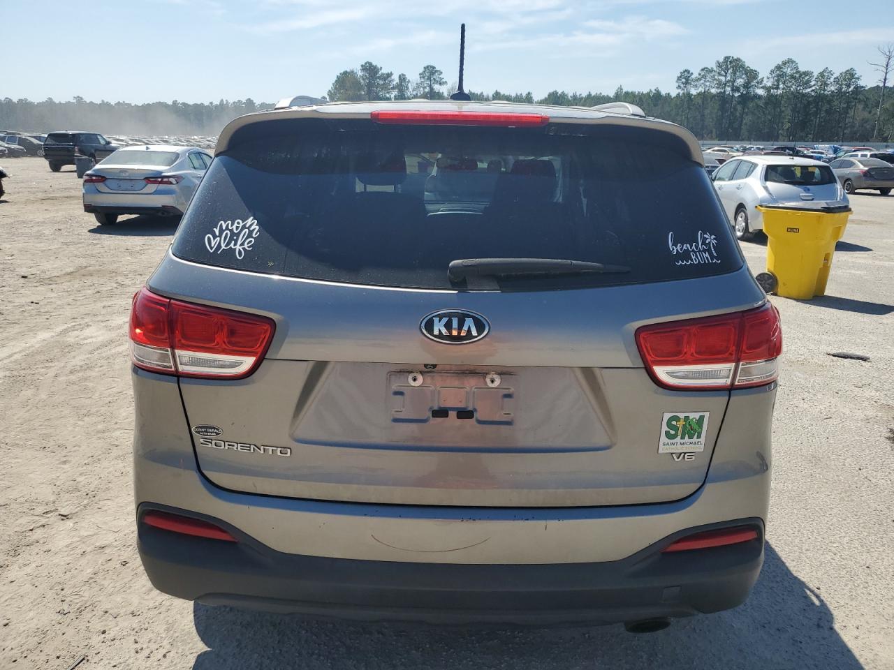 2017 KIA SORENTO LX - Фото 6