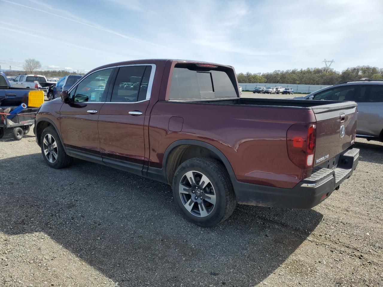 2018 HONDA RIDGELINE - Image 2
