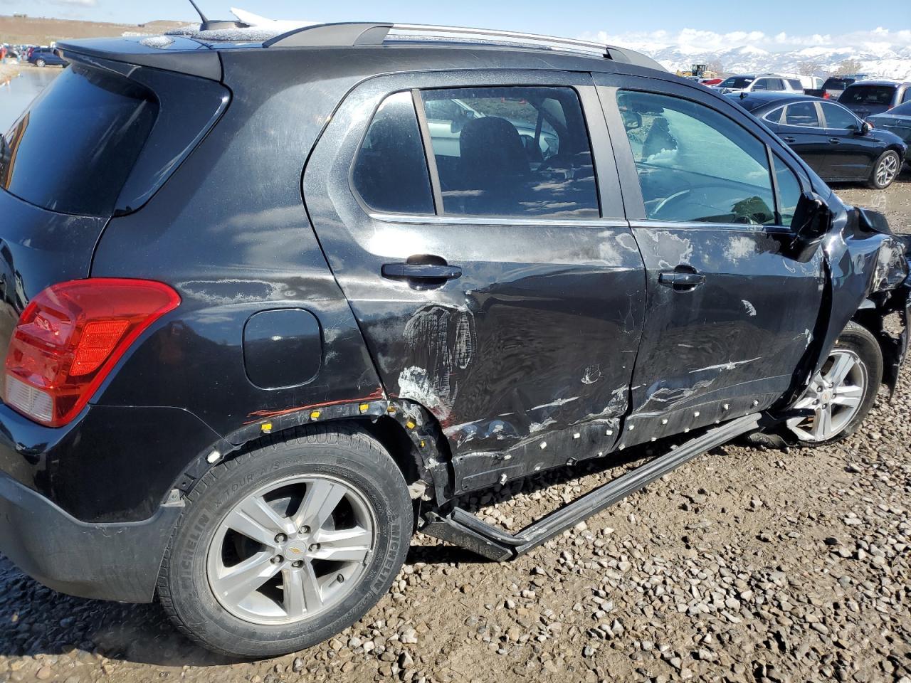 2015 CHEVROLET TRAX 1LT - Image 3
