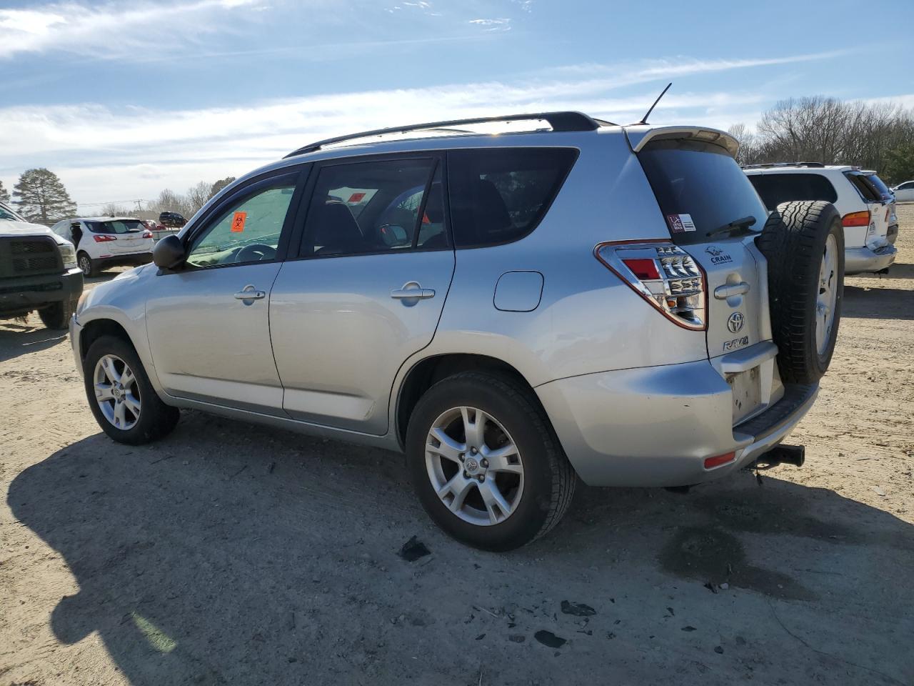 2011 TOYOTA RAV4 - Image 2