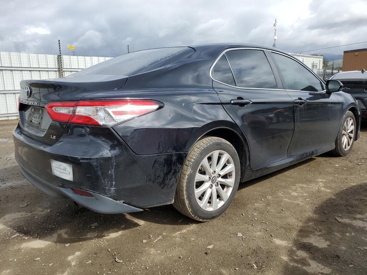 2018 TOYOTA CAMRY L - Image 3