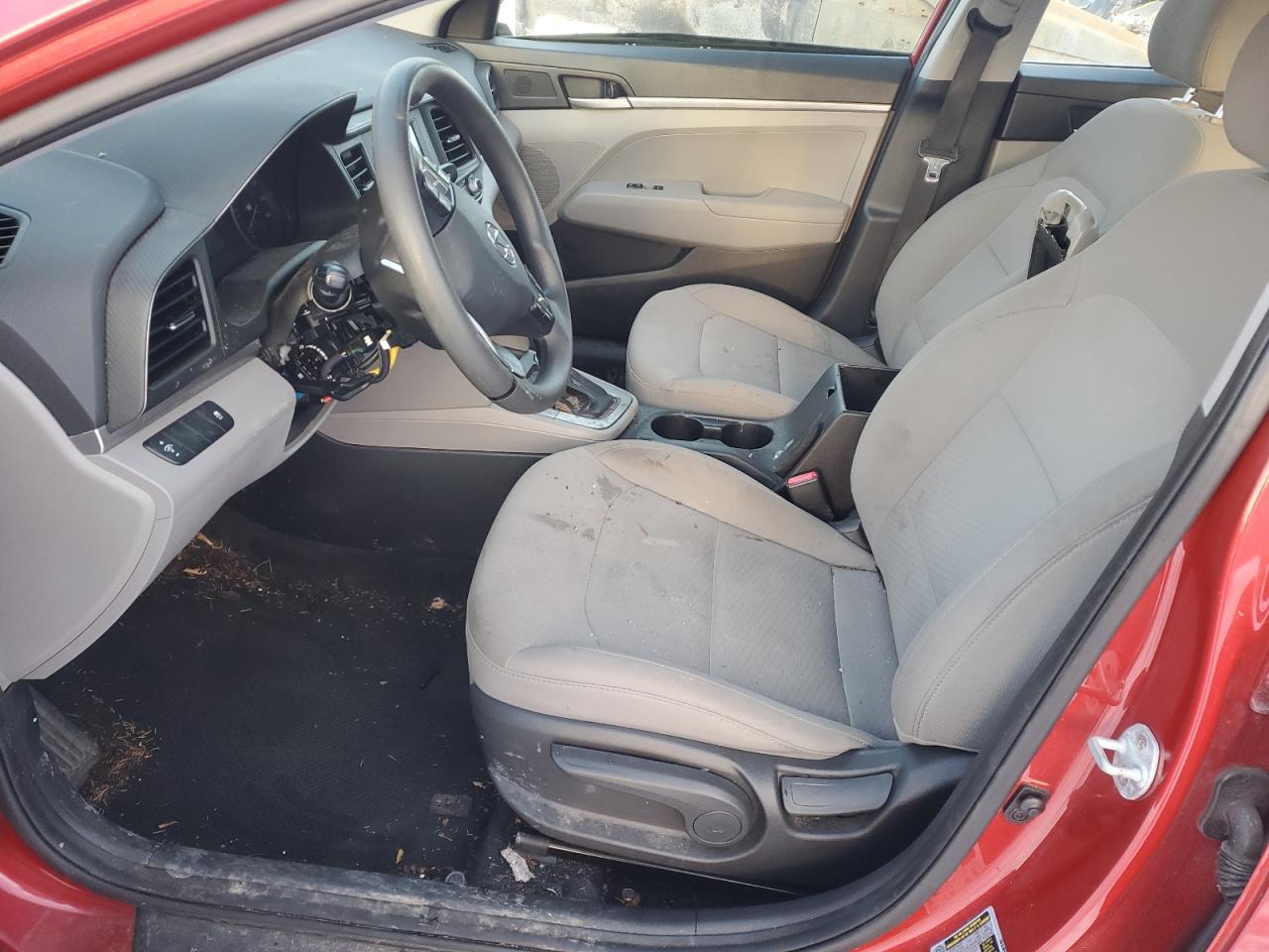 2019 HYUNDAI ELANTRA SE - Фото 7
