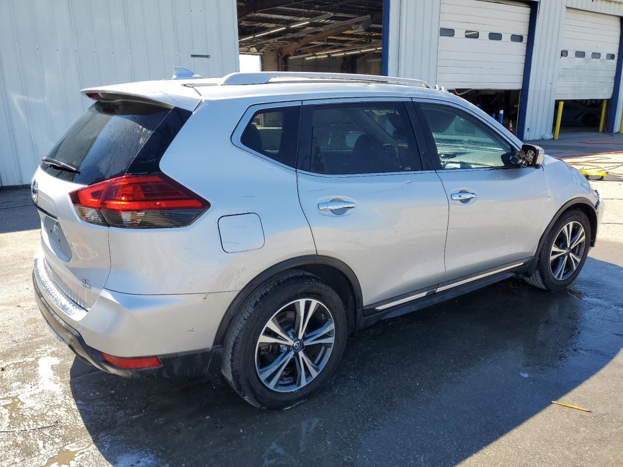 2017 NISSAN ROGUE S - Image 3