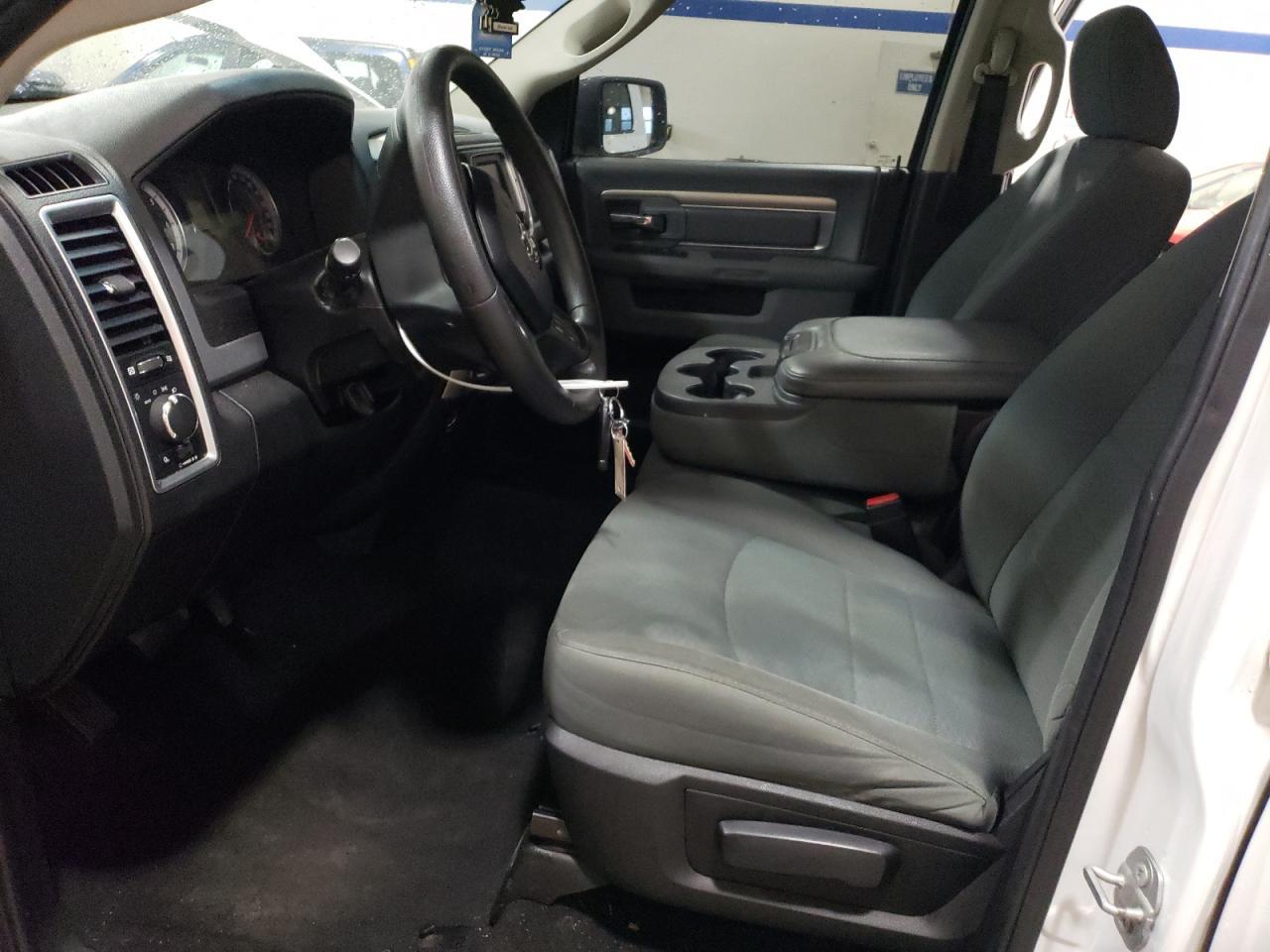 2017 RAM 1500 SLT - Image 7