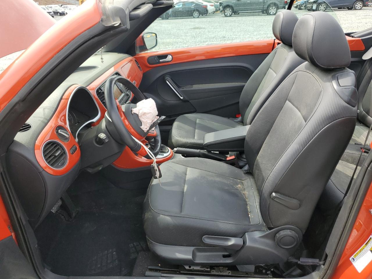 2019 VOLKSWAGEN BEETLE S - Фото 7