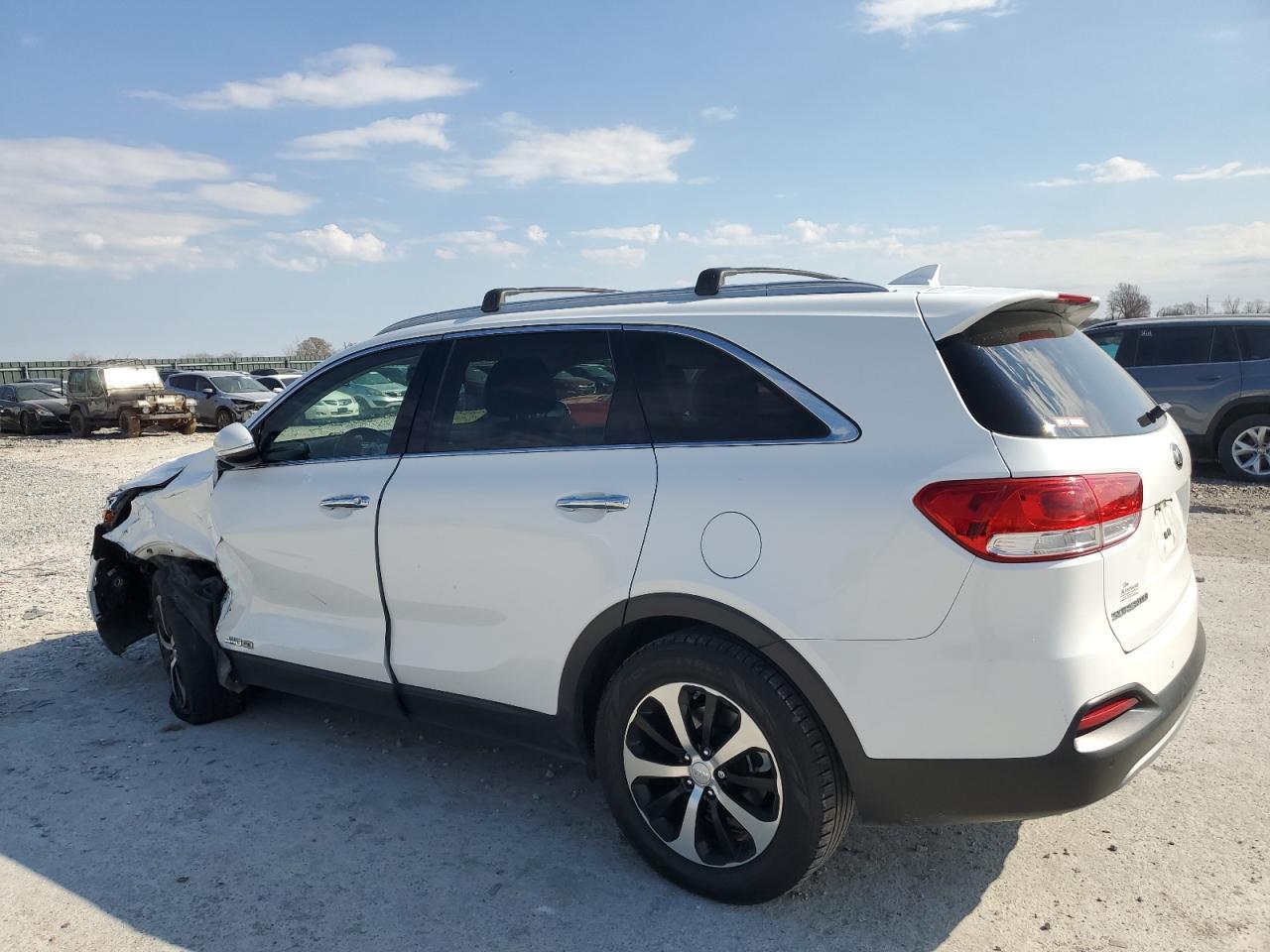 2016 KIA SORENTO EX - Image 2
