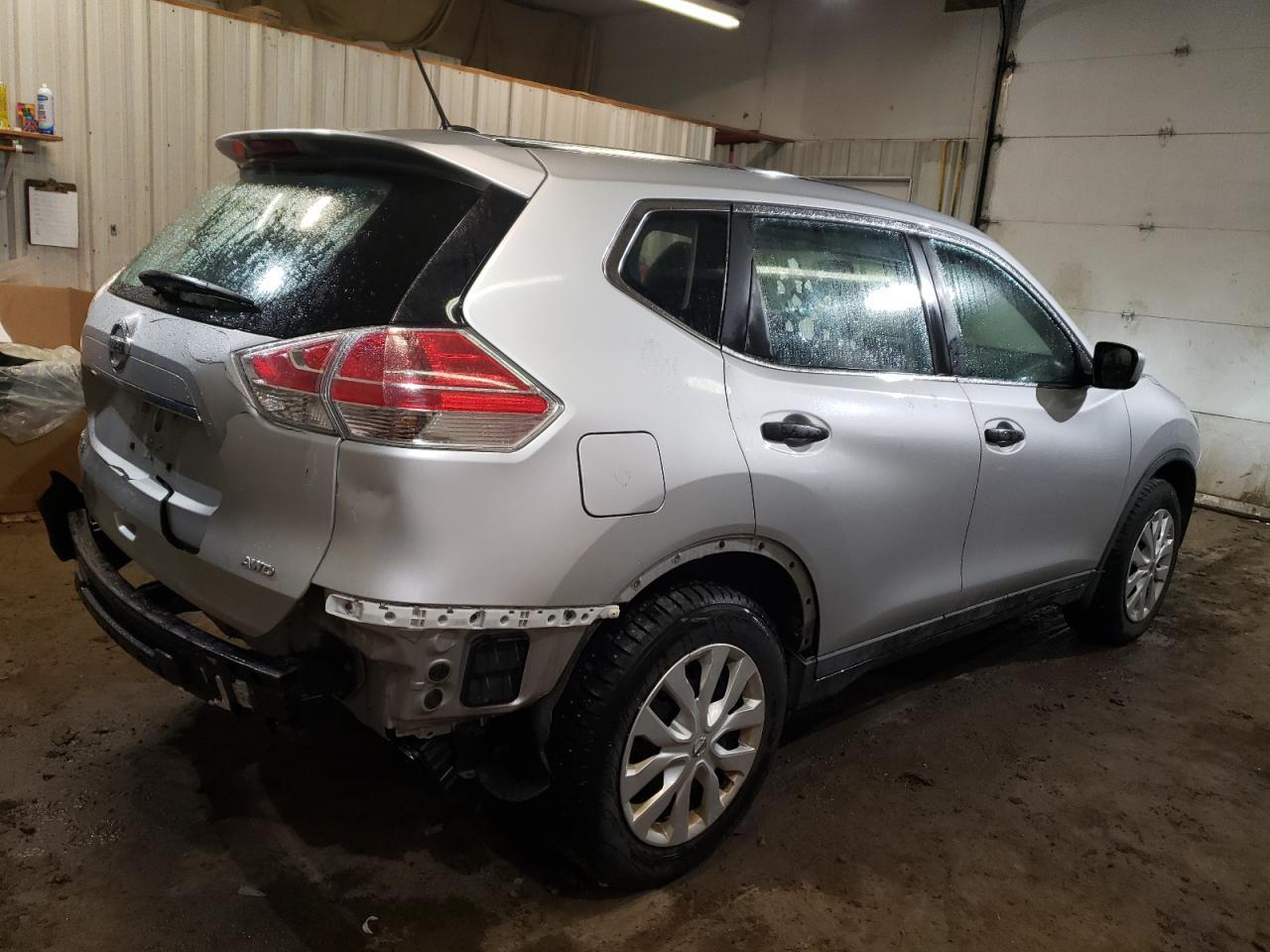 2016 NISSAN ROGUE S - Фото 3