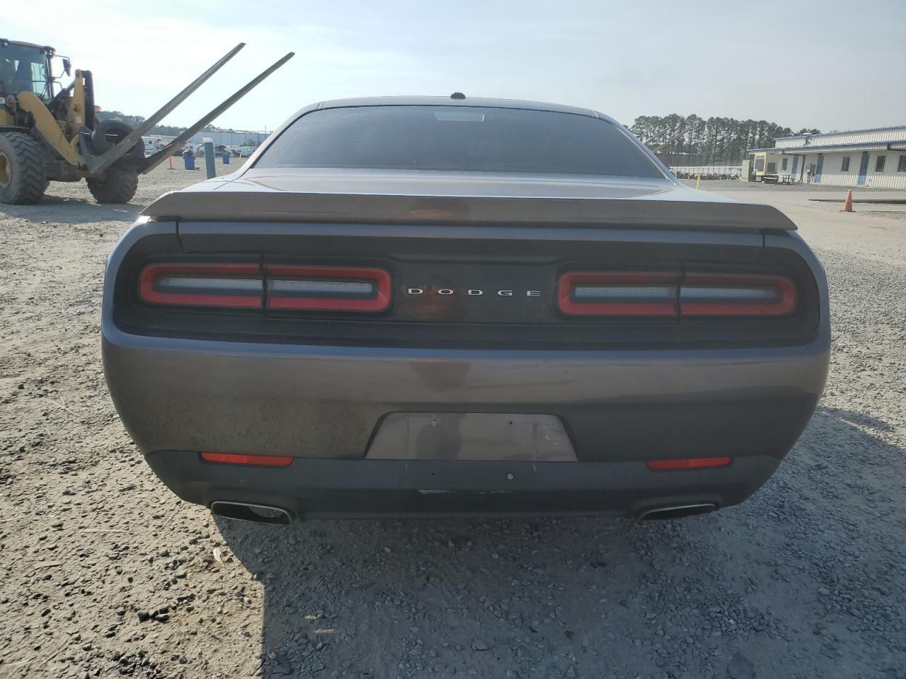 2017 DODGE CHALLENGER - Image 6