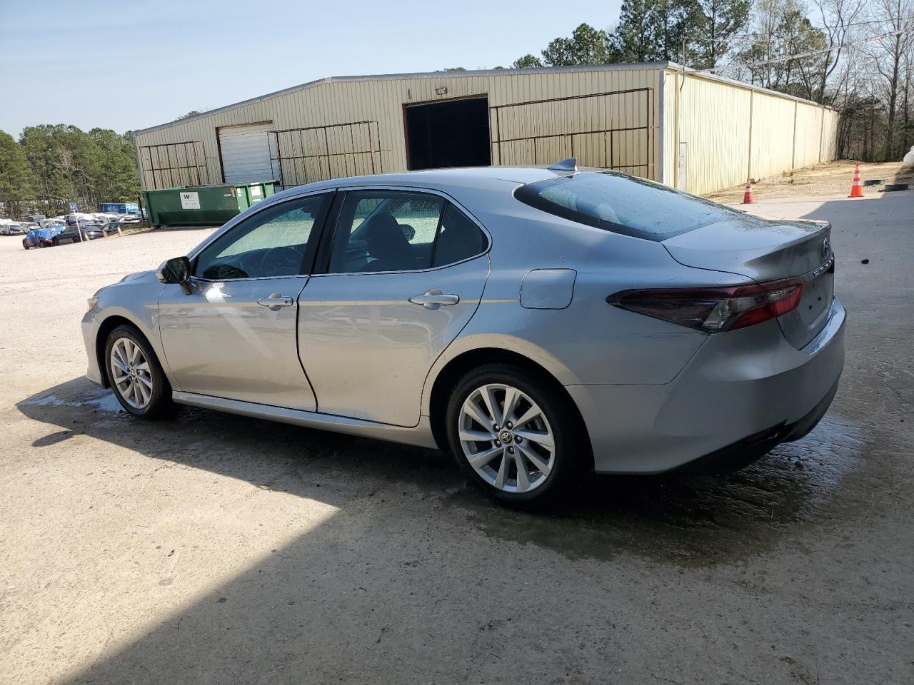2024 TOYOTA CAMRY LE - Фото 2