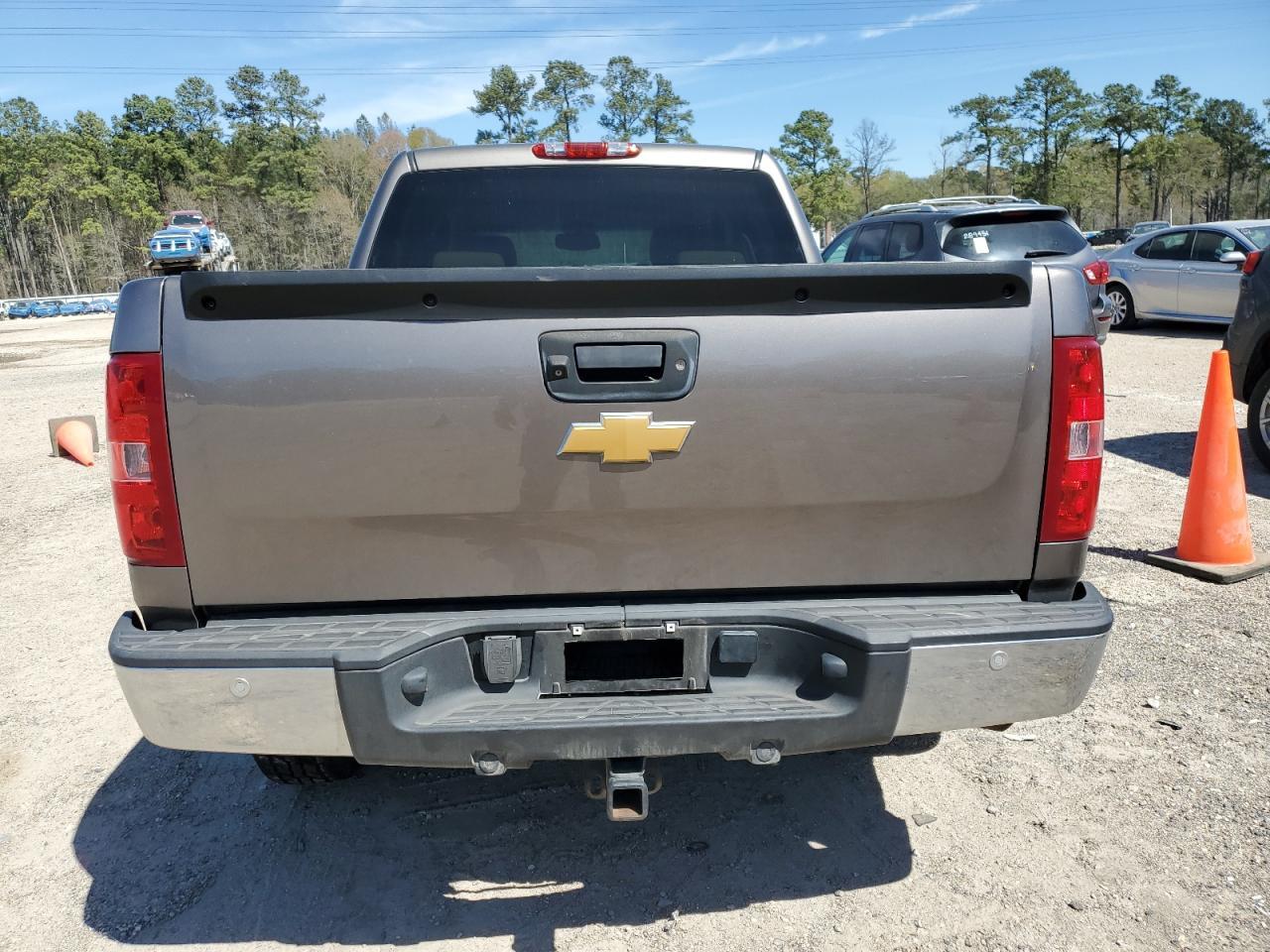 2013 CHEVROLET SILVERADO - Image 6