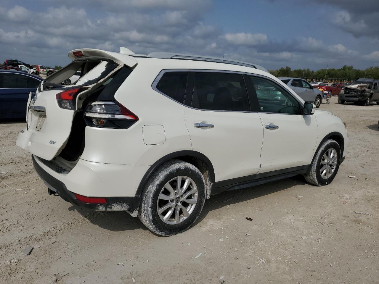 2017 NISSAN ROGUE S - Image 3
