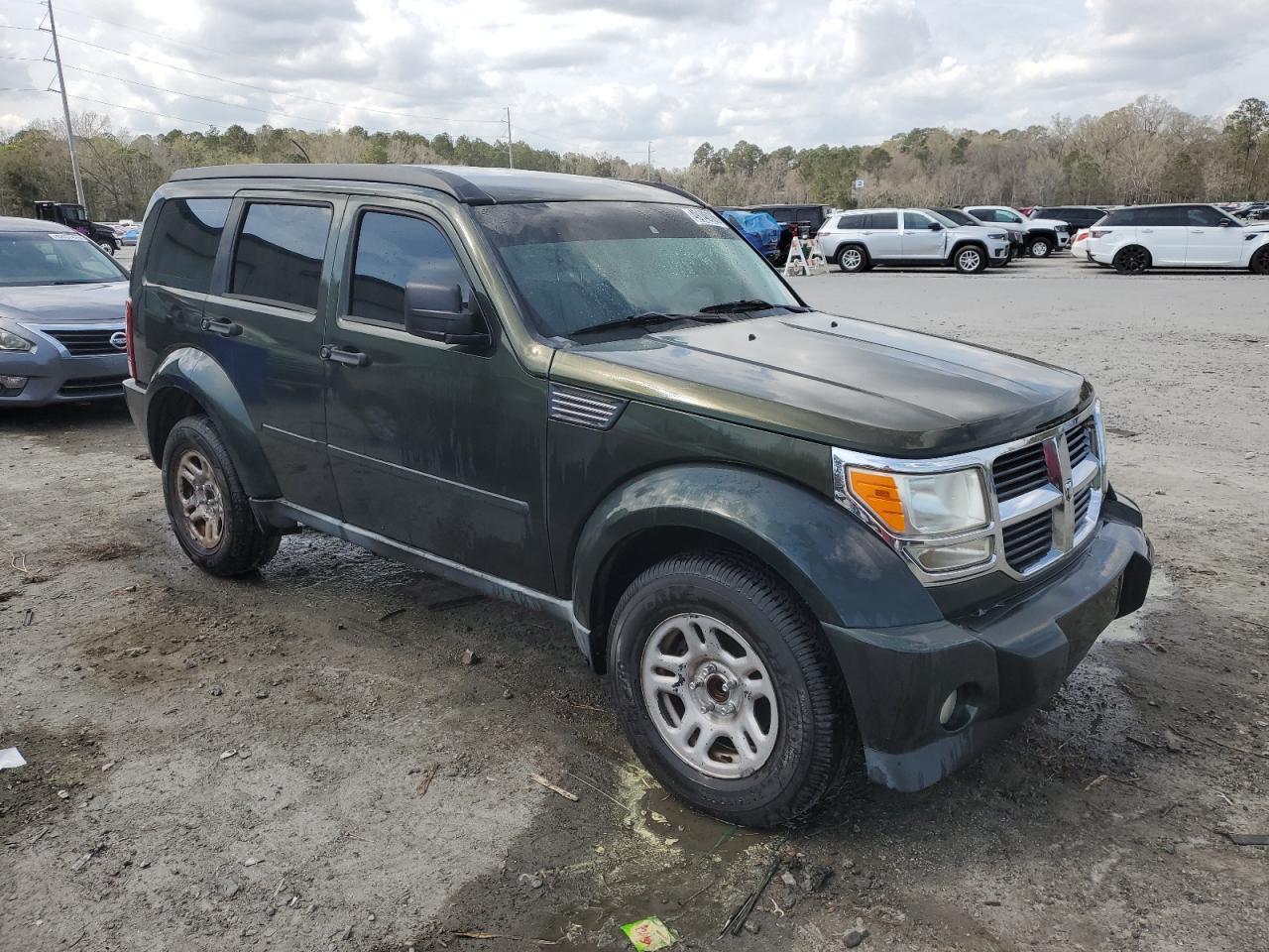 2010 DODGE NITRO SE - Фото 4