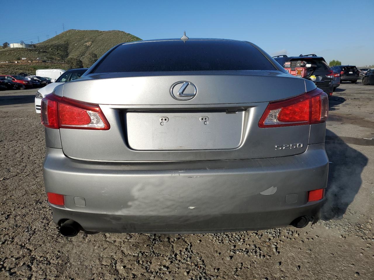 2011 LEXUS IS 250 - Image 6