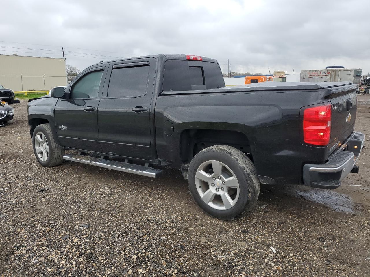 2018 CHEVROLET SILVERADO - Фото 2