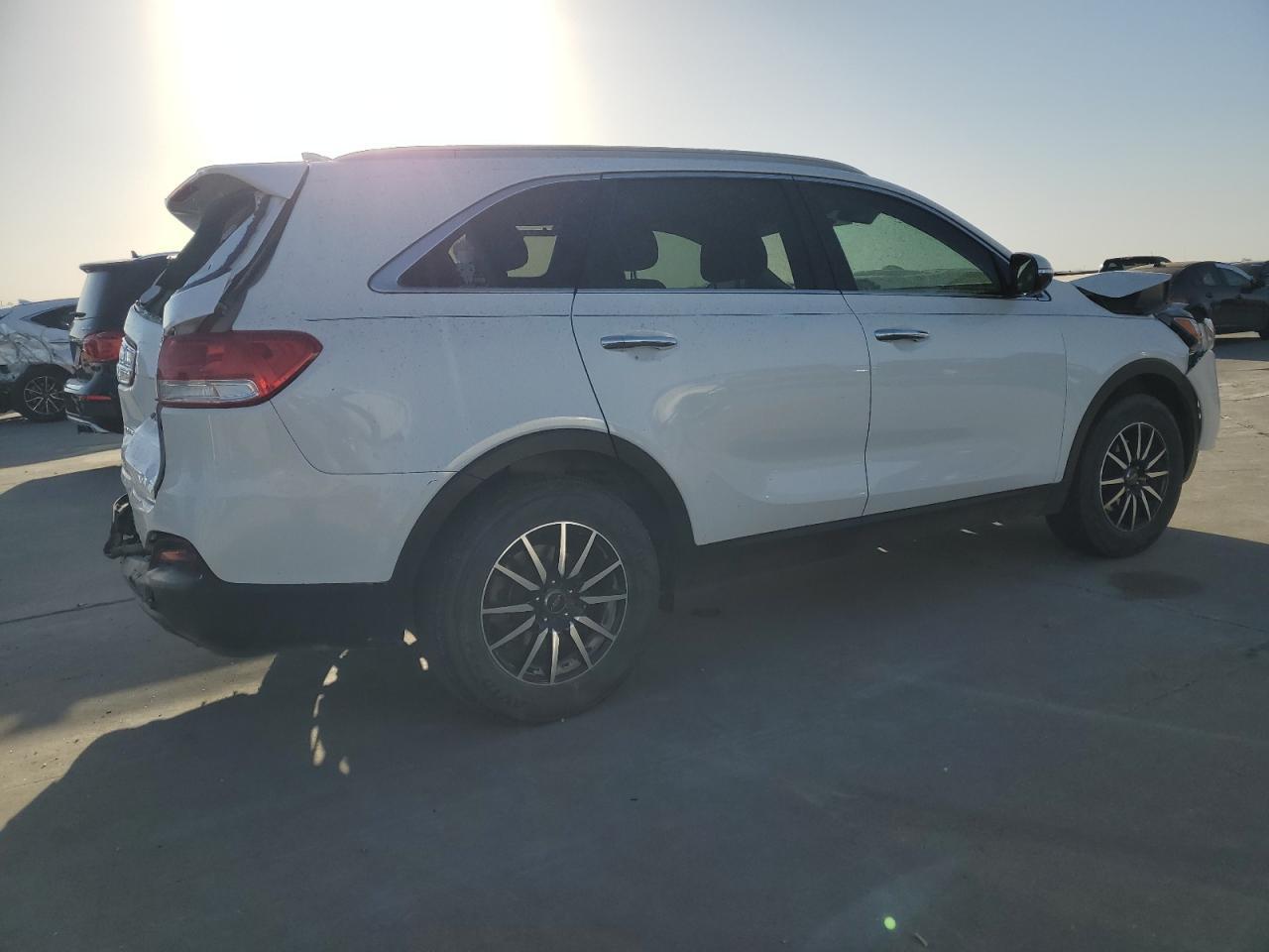 2016 KIA SORENTO LX - Image 3