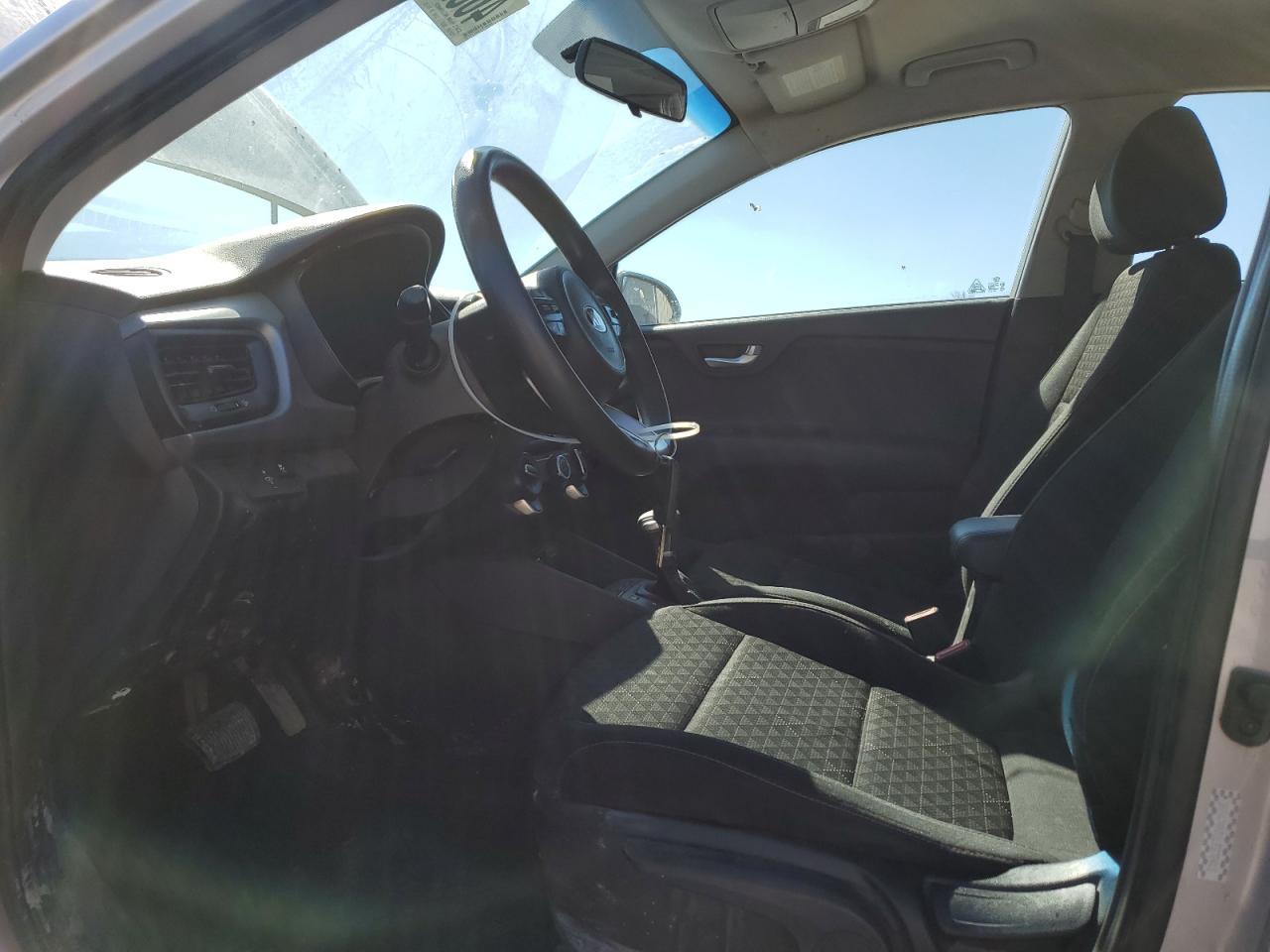 2020 KIA RIO LX - Фото 7