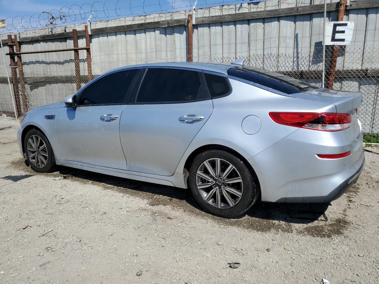2019 KIA OPTIMA LX - Фото 2