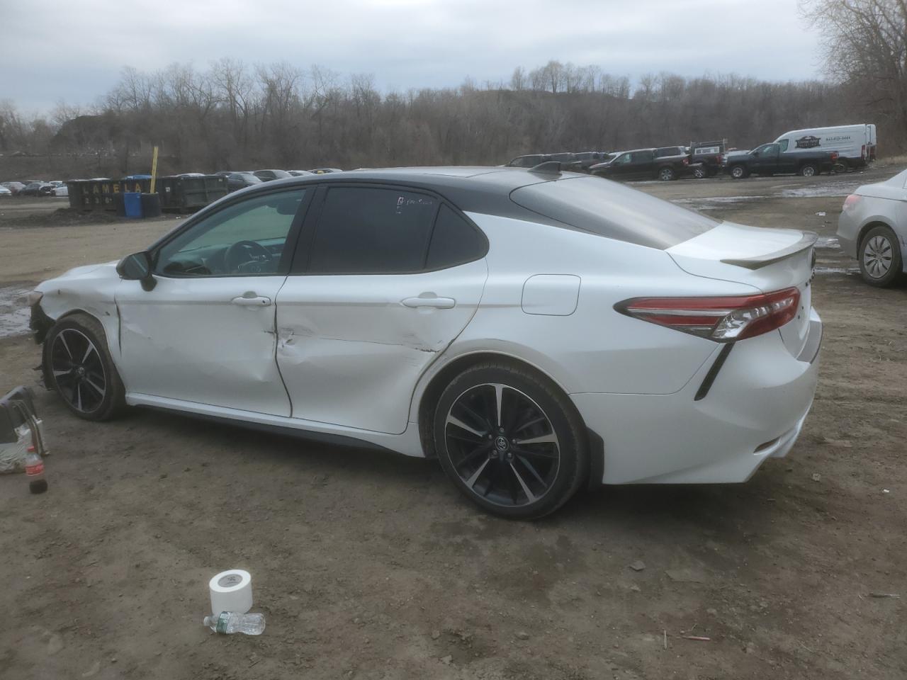 2019 TOYOTA CAMRY XSE - Image 2