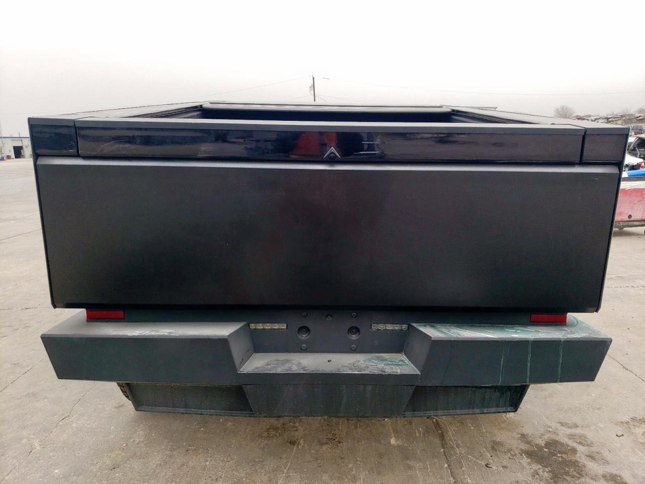 2024 TESLA CYBERTRUCK - Image 6