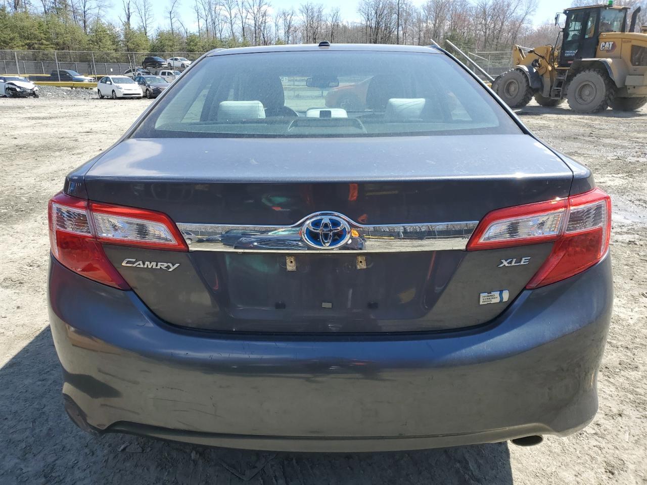 2012 TOYOTA CAMRY HYBR - Фото 6