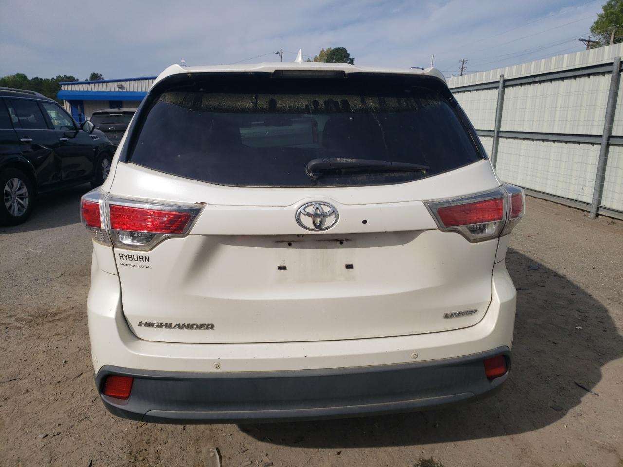 2015 TOYOTA HIGHLANDER - Фото 6