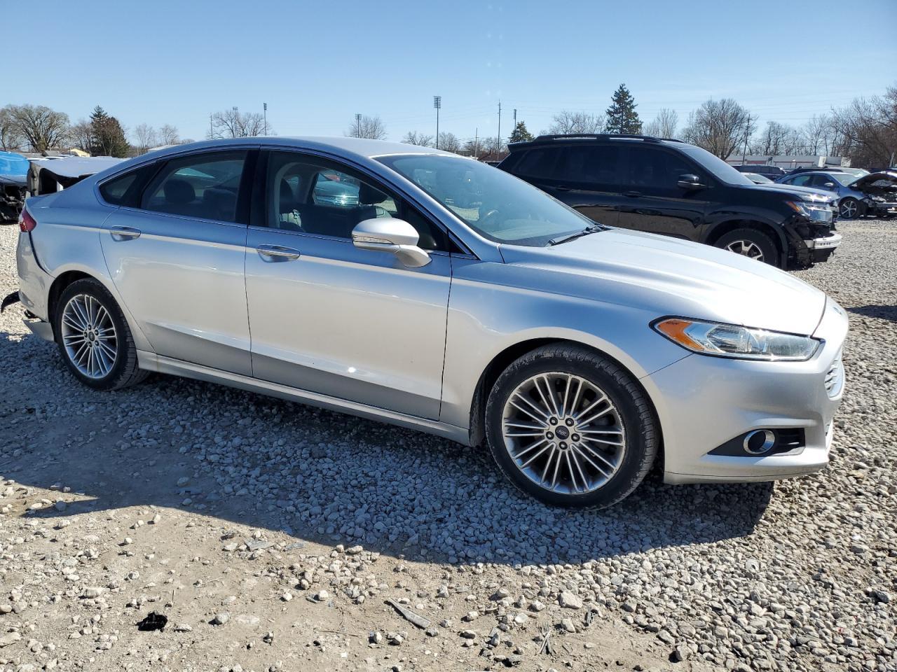 2013 FORD FUSION SE - Фото 4
