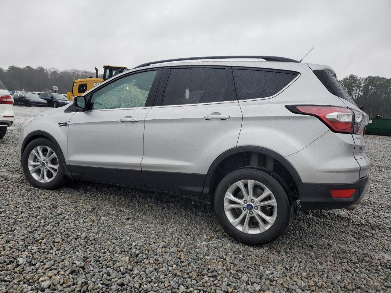 2017 FORD ESCAPE SE - Фото 2