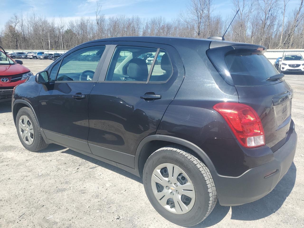2015 CHEVROLET TRAX LS - Image 2