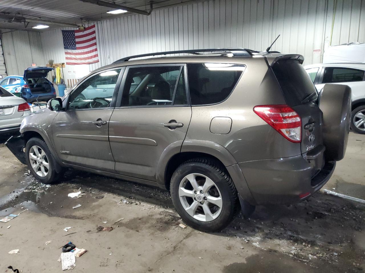 2011 TOYOTA RAV4 LIMIT - Image 2
