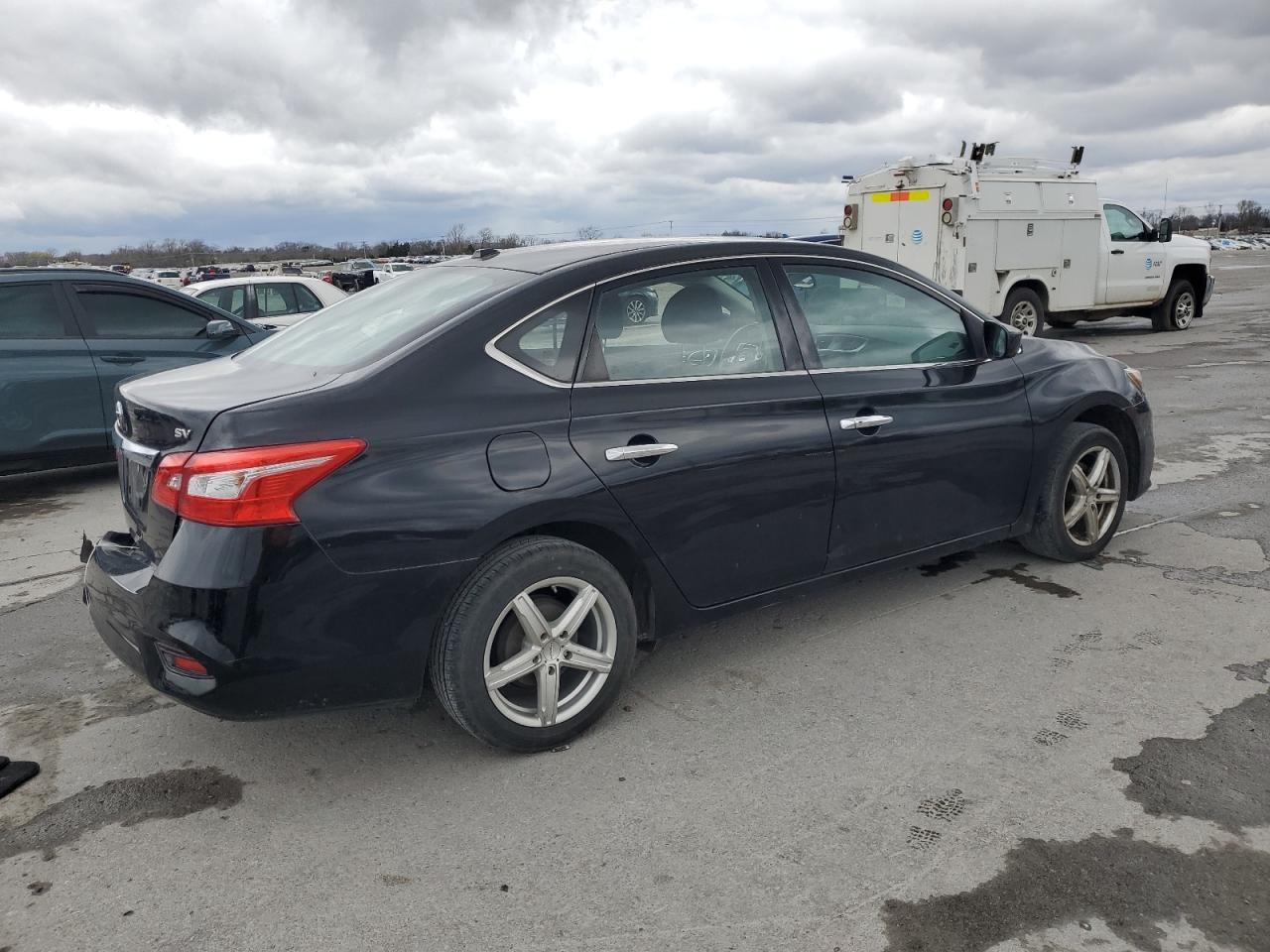 2017 NISSAN SENTRA S - Фото 3