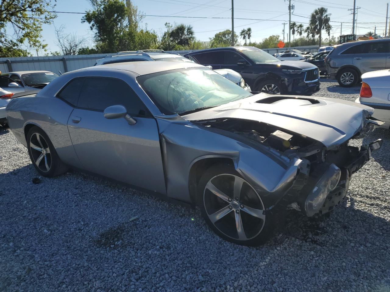 2017 DODGE CHALLENGER - Image 4