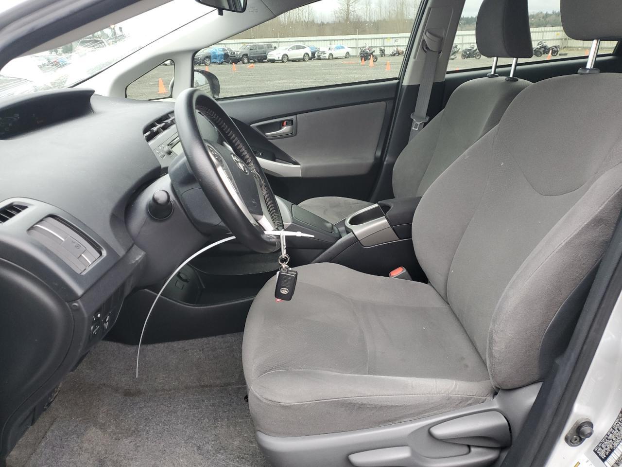 2015 TOYOTA PRIUS - Фото 7
