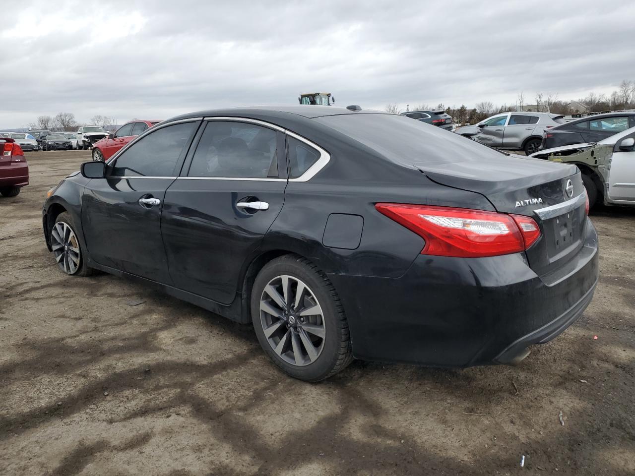 2017 NISSAN ALTIMA 2.5 - Фото 2