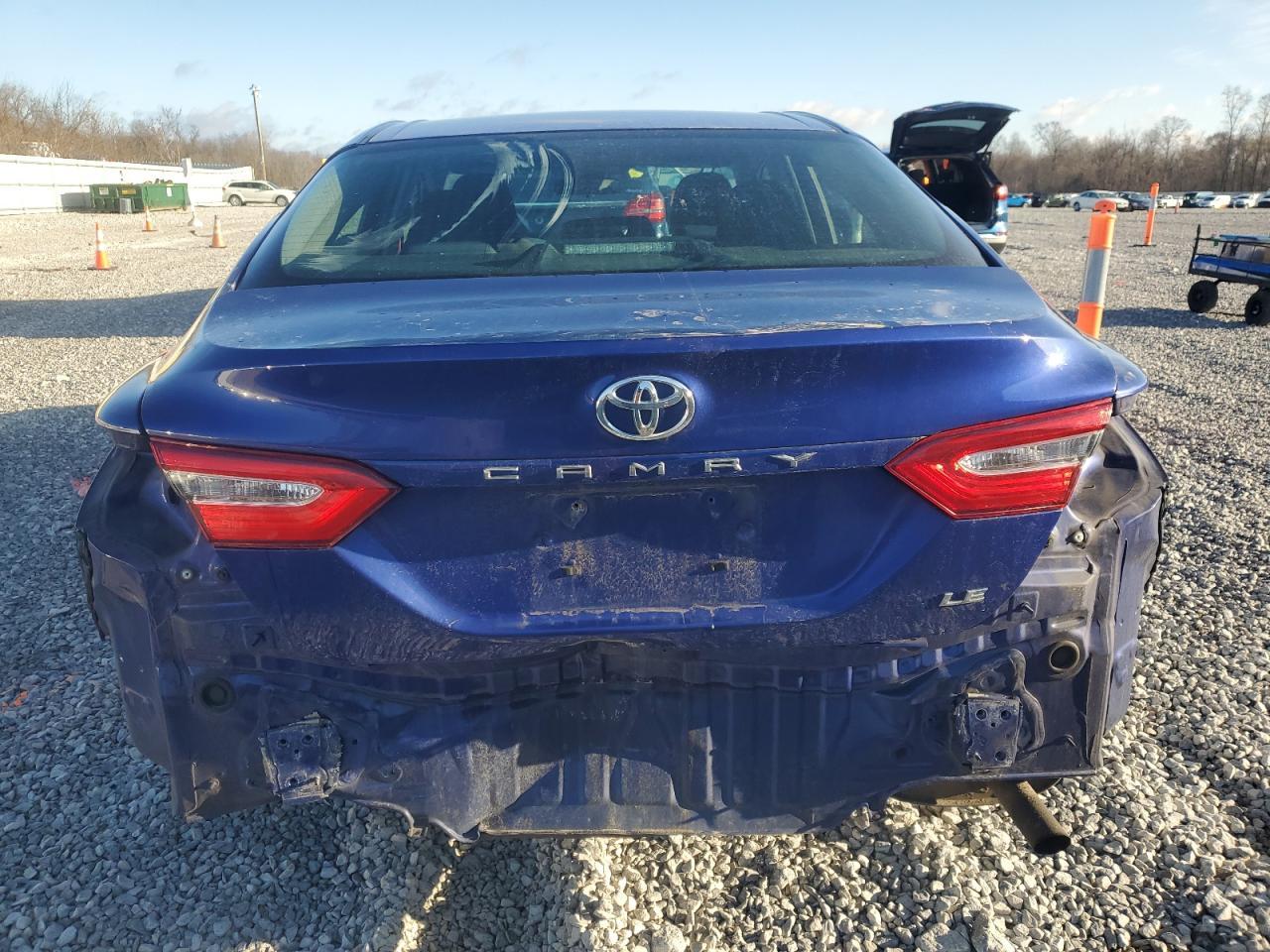 2018 TOYOTA CAMRY L - Фото 6